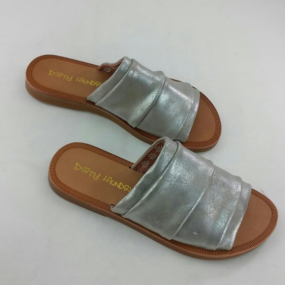 Best Buds By Dirty Laundry Slide Sandal, Silver Me - Picture 5 of 6